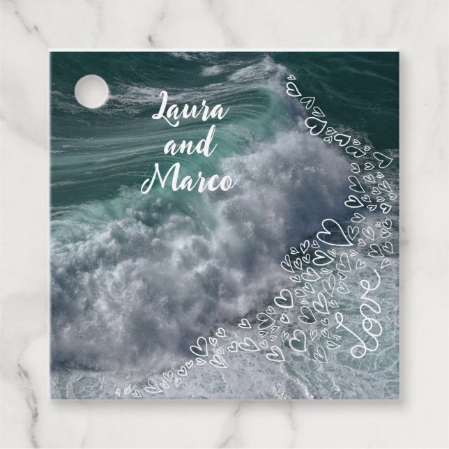 Étiquettes Cadeau Waves and sea with Doodle hearts (Devant)