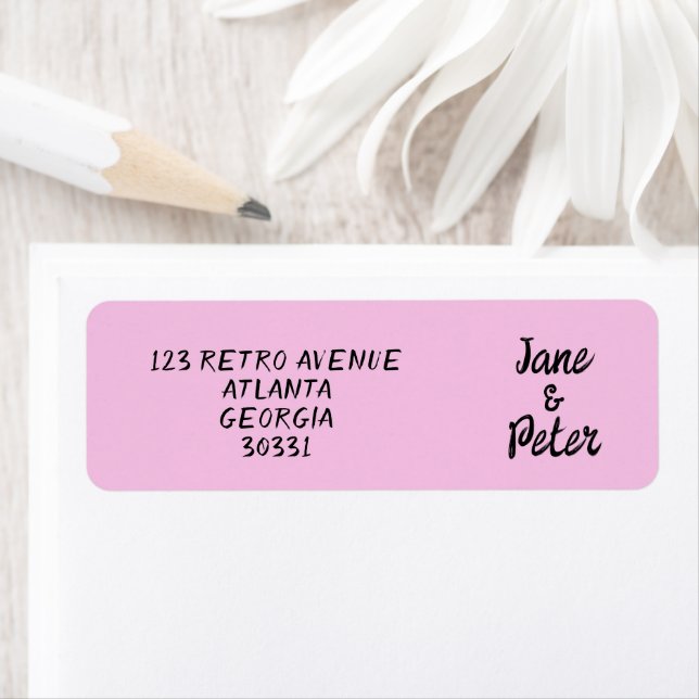 Étiquettes d'adresse de retour de mariage rose et  (En situation)