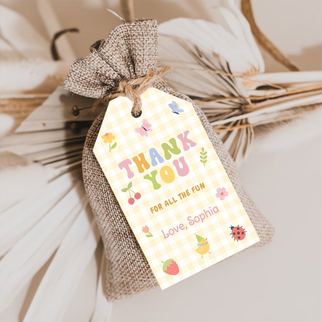 Étiquettes de cadeau d'anniversaire de fille à car (Créateur téléchargé)