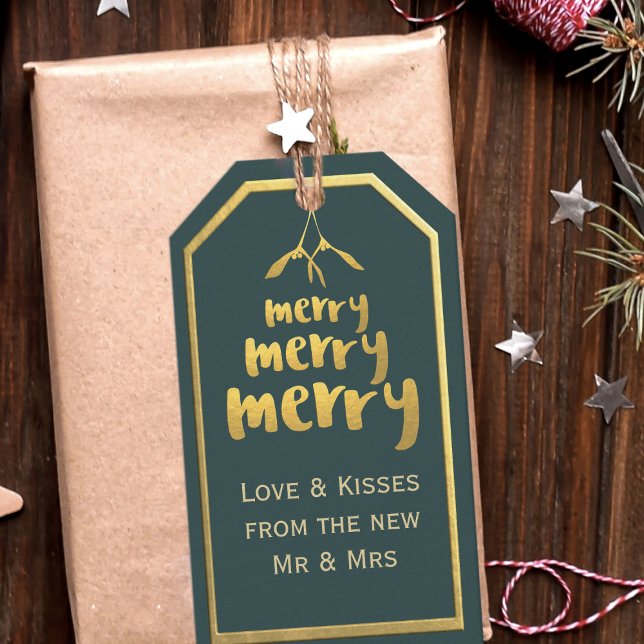 Étiquettes de cadeau de Noël Green Merry Mistletoe (Green and Gold Merry Mistletoe Gift Tags with space for your name)