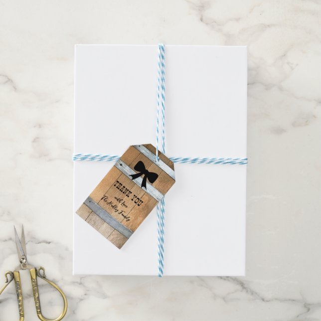 Étiquettes de cadeau rustiques personnalisées avec (Avec de laficelle)