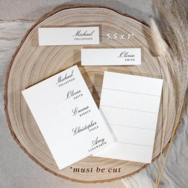 Étiquettes de nom de mariage pour menus Cartes de  (Elegant script wedding menu name tags on printable DIY place card sheet.)
