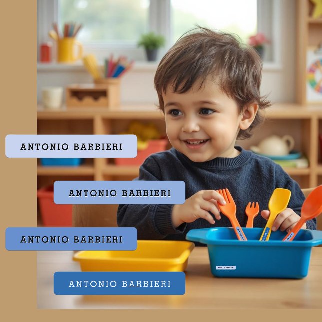 Étiquettes de nom de vêtements de garde d'enfants  (Créateur téléchargé)