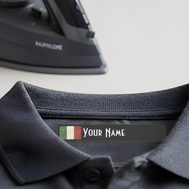 Étiquettes Italy Art Deco Flag | Custom Iron-On Name Label (Lifestyle Shot)