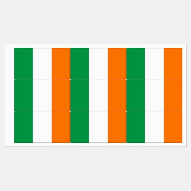 Étiquettes patriotiques avec drapeau d'Irlande (Feuille)