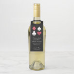 Étiquettes Pour Bouteilles Balise rouge Parties scintillant Vegas Mariage Wel<br><div class="desc">Accueillez vos invités mariages avec une bouteille de champagne, de vin, de bière ou d'eau pétillante et ce message personnalisé les remercie d'avoir fait le voyage pour célébrer votre jour de mariage. Parfait pour les sacs d'accueil, les chambres d'hôtel et même les faveurs, ce tag propose des costumes de parties...</div>