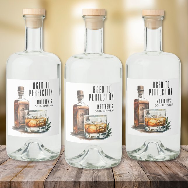 Étiquettes Pour Bouteilles De Liqueur Aged To Perfection Men's Birthday Whiskey (Aged To Perfection Men's Birthday Whiskey Liquor Bottle Label)
