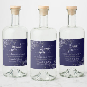 Étiquettes Pour Bouteilles De Liqueur Frilly Silver sur le Mariage bleu marine Merci
