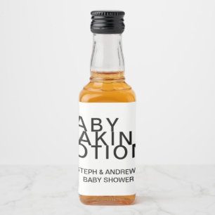 Étiquettes Pour Bouteilles De Liqueur Le Baby shower d'un couple en potion
