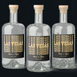 Étiquettes Pour Bouteilles De Liqueur Mariage Glamour à Las Vegas Or et Noir Personnalis<br><div class="desc">Étiquette de Bouteille d'Alcool Personnalisée pour Mariage Glamour à Las Vegas Or et Noir. Personnalisez avec vos noms et date.</div>