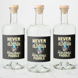 Étiquettes Pour Bouteilles De Liqueur Pickleball - Vieux Homme Avec Pickleball Paddle
