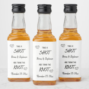 Étiquettes Pour Bouteilles De Liqueur Prenez Un Shot Couple Fiancé Attachant Le Nœud 
