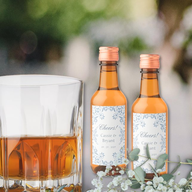 Étiquettes Pour Bouteilles De Vin Elégant bleu et blanc Mariage élégant (vintage elegant blue and white wedding liquor bottle labels for mini cocktails for bachelor party)