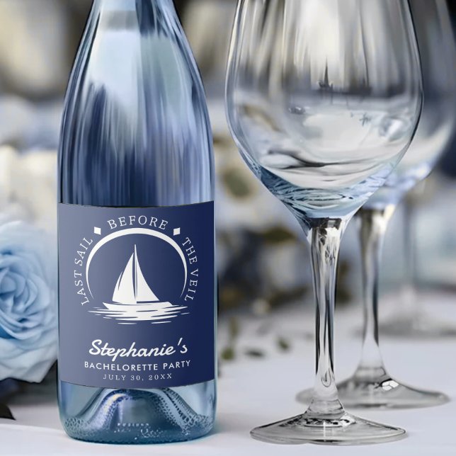 Étiquettes Pour Bouteilles De Vin Mousseux Dernière voile avant la soirée Blue Bachelorette (Last Sail Before the Veil Blue Bachelorette Party Sparkling Wine Label
)