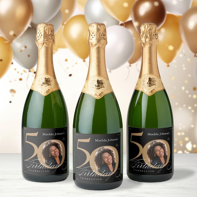 Étiquettes Pour Bouteilles De Vin Mousseux Elégant Gold Black 50th Birthday Photo personnalis (Elegant Gold Black 50th Birthday Custom Photo Sparkling Wine Label)