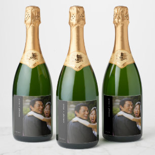 Étiquettes Pour Bouteilles De Vin Mousseux Élégante photo de mariage au vin pétillant personn