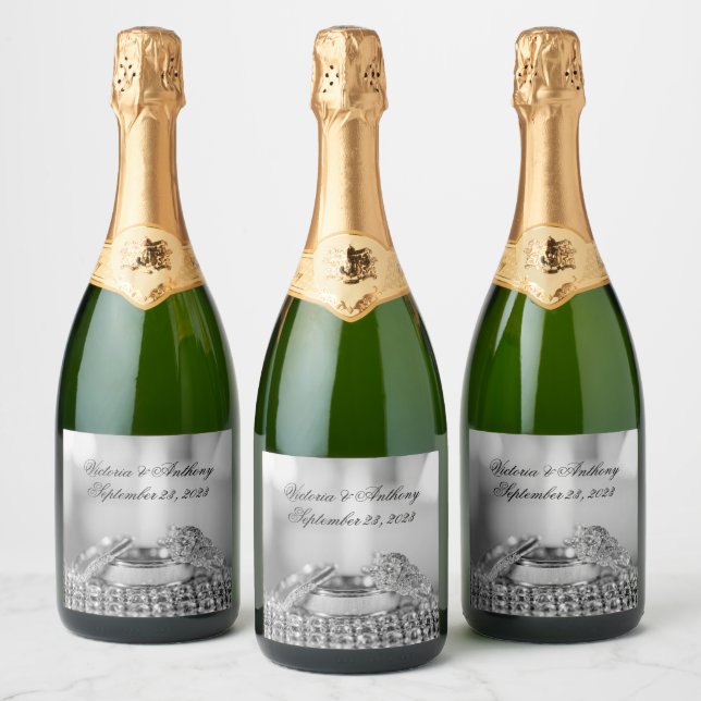 Étiquettes Pour Bouteilles De Vin Mousseux Faux Silver Mariage Nom élégant Date Script (Bouteilles)