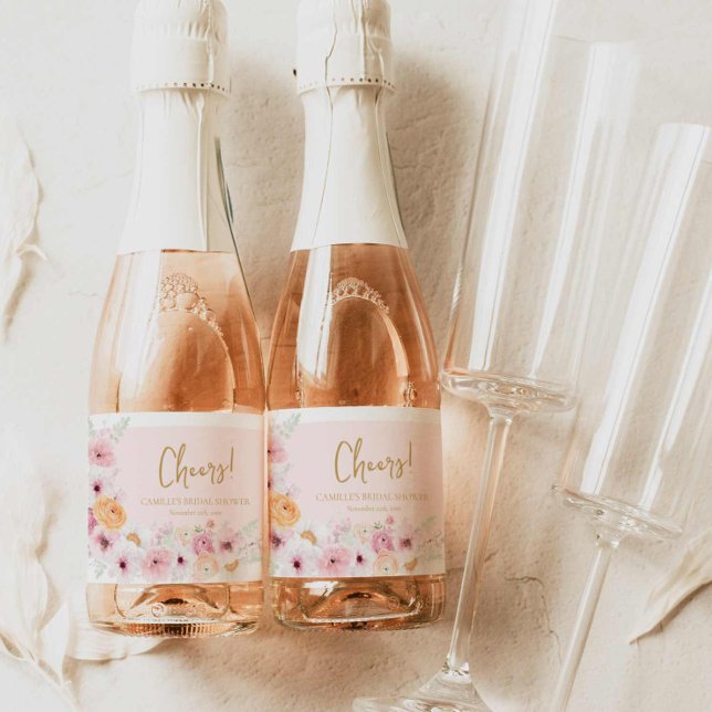 Étiquettes Pour Bouteilles De Vin Mousseux Fête des mariées florale rose (Elegant Pink floral Cheers Mini Champagne label )
