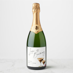 Étiquettes Pour Bouteilles De Vin Mousseux L'amour est en train de préparer une élégante douc