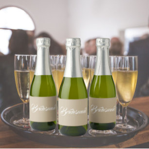 Étiquettes Pour Bouteilles De Vin Mousseux Mariage de script kaki stylisé Bridesmaid