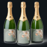 Étiquettes Pour Bouteilles De Vin Mousseux Moderne Sage Vert Bohème Pampas Grass Botanique<br><div class="desc">Moderne Sage Green pampas bohème d'herbe fête de mariage botanique favoriser bouteille de vin. Belles aquarelles florales imprimées à la main et texte de script moderne. Moderne sur design tendance.</div>