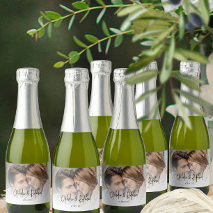 Étiquettes Pour Bouteilles De Vin Mousseux Noms de script informels Salutations de mariage ph