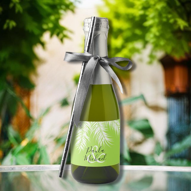 Étiquettes Pour Bouteilles De Vin Mousseux Palmier sur Mini vert citron (White palm tree fronds on lime mini sparkling wine label personalized for your wedding)