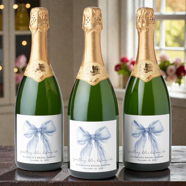 Étiquettes Pour Bouteilles De Vin Mousseux Quelque chose de bleu noeud aquarelle Baby Shower  (Something Blue Bow Watercolor Bridal Shower Sparkling Wine Label)