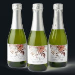 Étiquettes Pour Bouteilles De Vin Mousseux Rustic Terracotta Florals Amour Merci Nom Mariage<br><div class="desc">Rustic Terracotta Florals Love and Thanks Nom Date Mariage Favor Avec un script stylé pour Le texte du titre et personnalisez facilement avec vos noms et date mariage.</div>