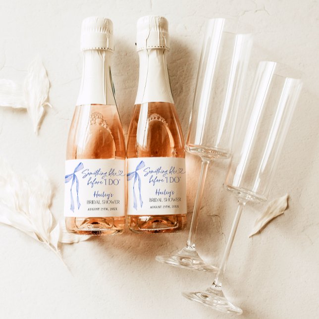 Étiquettes Pour Bouteilles De Vin Mousseux Something Blue Bow Baby Shower, Bridal Brunch (Créateur téléchargé)