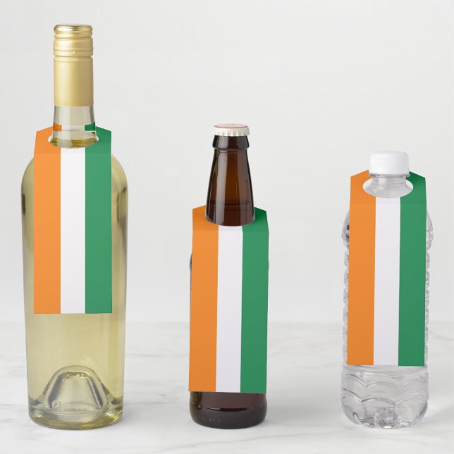 Étiquettes Pour Bouteilles Drapeau de Côte d'Ivoire (En situation)