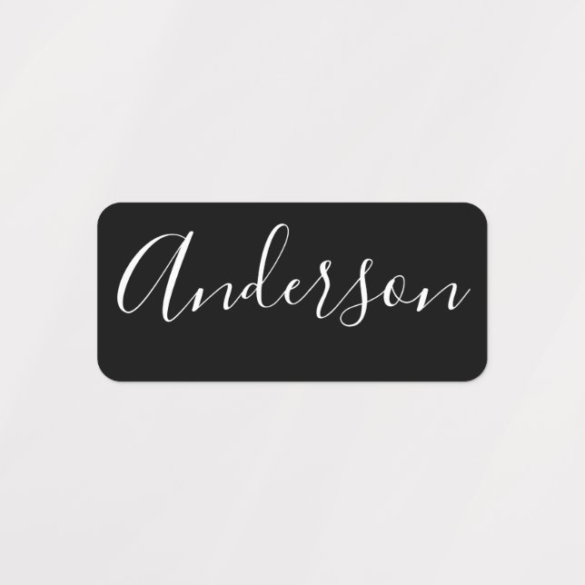 Étiquettes Votre nom | Élégant script blanc sur les vêtements (Design 1)