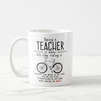 Être un professeur est comme monter une tasse de