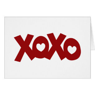 Étreintes et amour et coeurs de baisers