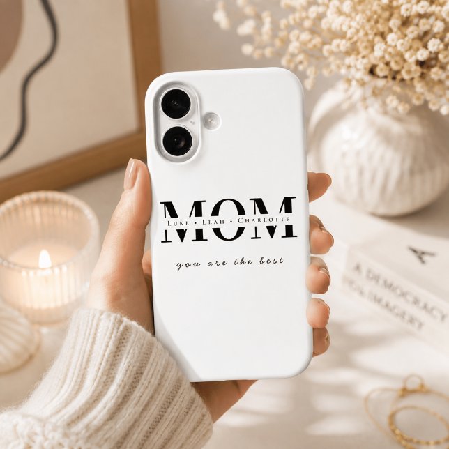 Étui de téléphone personnalisé avec le nom de mama (Créateur téléchargé)