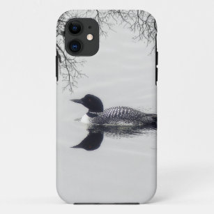 Etui iPhone Case-Mate Le dingue commun nage dans un lac du nord en hiver