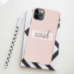 Coque iPhone Moderne Pastel Rose Bonjour Et Vous Nom<br><div class="desc">Moderne Pastel Rose Bonjour Et Vous Nom</div>