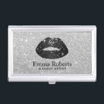 Étui Pour Cartes De Visite Argent moderne de lèvres de parties scintillantes<br><div class="desc">Porte-cartes de carte de visite argenté moderne de salon de beauté de lèvres de parties scintillantes de noir de maquilleur.</div>