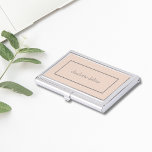 Étui Pour Cartes De Visite Texture chic féminine moderne Beauté rose pâle<br><div class="desc">Porte carte de visite moderne élégant avec texture arrière - plan rose pâle et cadre gris clair. Design élégant et chic,  parfait pour les métiers de la beauté/mode ou les consultants.</div>