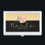 Étui Pour Cartes De Visite Typographie des ongles Parties scintillant or Bouq<br><div class="desc">Elégant design géométrique noir et or avec bouquet floral coloré et Nails-Typographie en parties scintillant dorée police script moderne.</div>