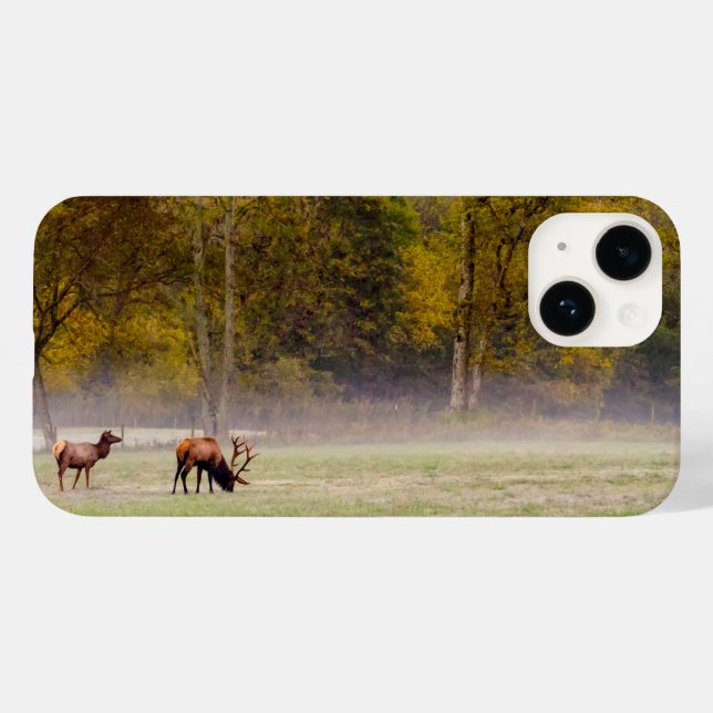 Étui pour iPhone Couple de Wapitis en Pâture (Verso (horizontal))