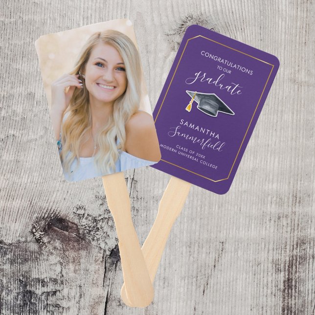 Éventail Graduation Photo Script Purple Grad 2025 Party (Graduation Photo Announcement Hand Fan)