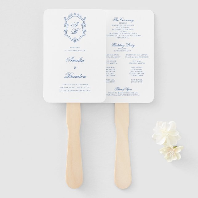Éventail Monogramme bleu Crest Formal Script Wedding Progra (Devant et derrière)