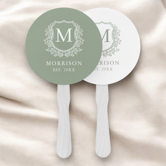 Éventail Monogramme Sage Green Crest Mariage botanique (Créateur téléchargé)