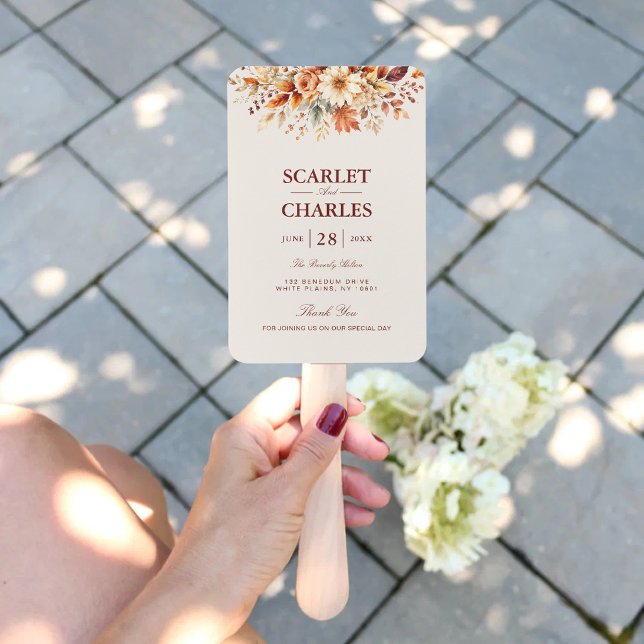 Éventail Programme de mariage botanique automnal aux feuill (Fall leaves botanical wedding program hand fan with warm autumn watercolor charm.)
