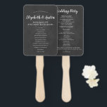 Éventail Ventilateur du programme de mariage simple et élég<br><div class="desc">Un ventilateur simple mais élégant pour le programme de mariage qui complètera n'importe quel thème d'événement ou décor mariage. L'Arrière - plan est un effet de tableau noir gris foncé. Quelle excellente façon de combiner votre programme de mariage avec une faveur de mariage pratique pour les journées chaudes d'été.</div>