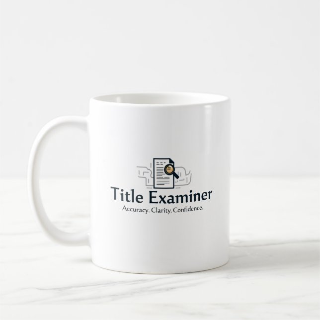 Examinateur de titres Mug – Précision. Clarté. Con (Gauche)