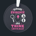 Exiger des preuves et penser la science critique<br><div class="desc">Demander des preuves et penser la science criminalistique en disant avec un design moderne comprenant l'investigation et l'équipement scientifique</div>