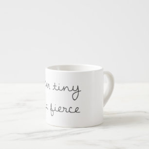 Expresso Je suis tasse minuscule mais féroce de café