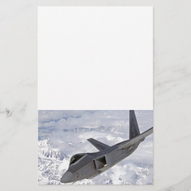 F-22 Raptor-Elmendorf AFB (Devant)